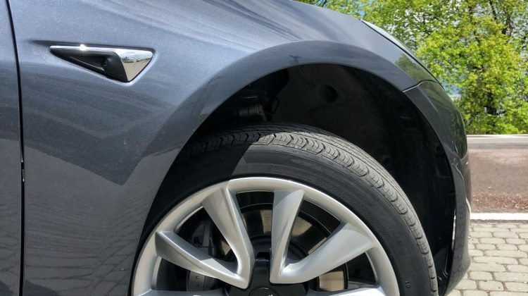 Tesla-model-3-Long-Range-artenergomotor-4