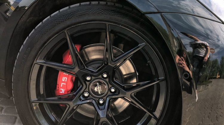 Tesla-model-3-Long-Range-13