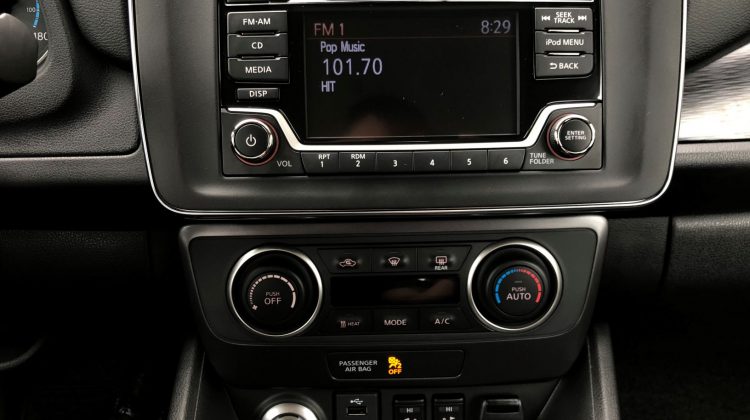 nissan-leaf-2019-artenergomotor2020-11