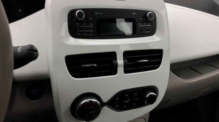 Renault-Zoe-artenergomotor-13