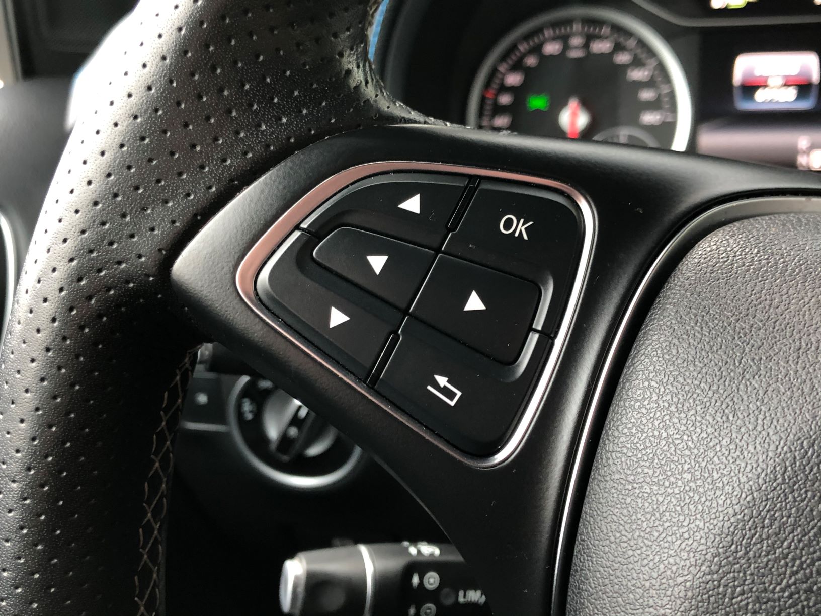 Mercedes-Benz-electric-drive-artenergomotor-20