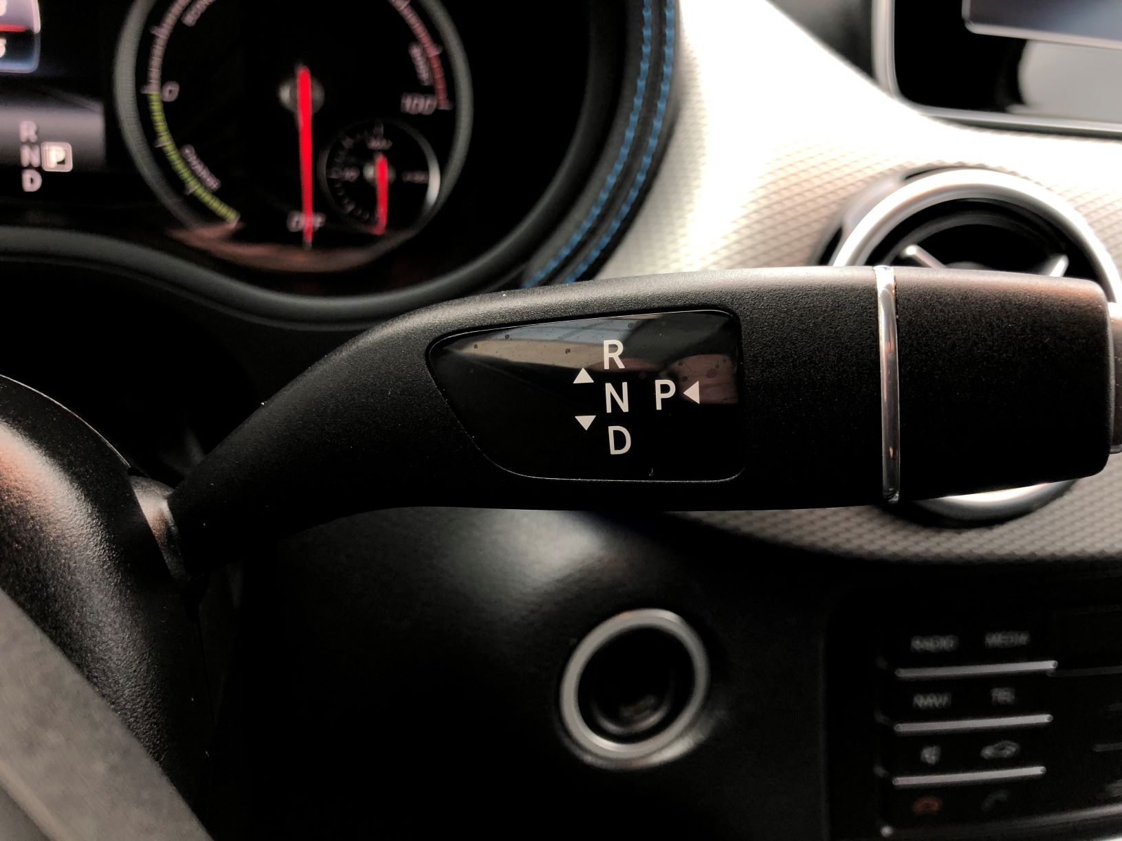 Mercedes-Benz-electric-drive-artenergomotor-9