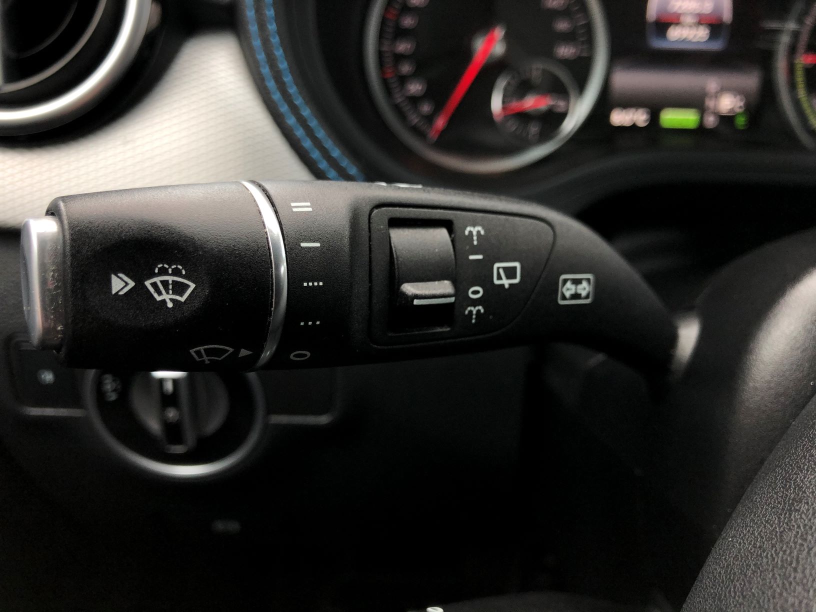 Mercedes-Benz-electric-drive-artenergomotor-8