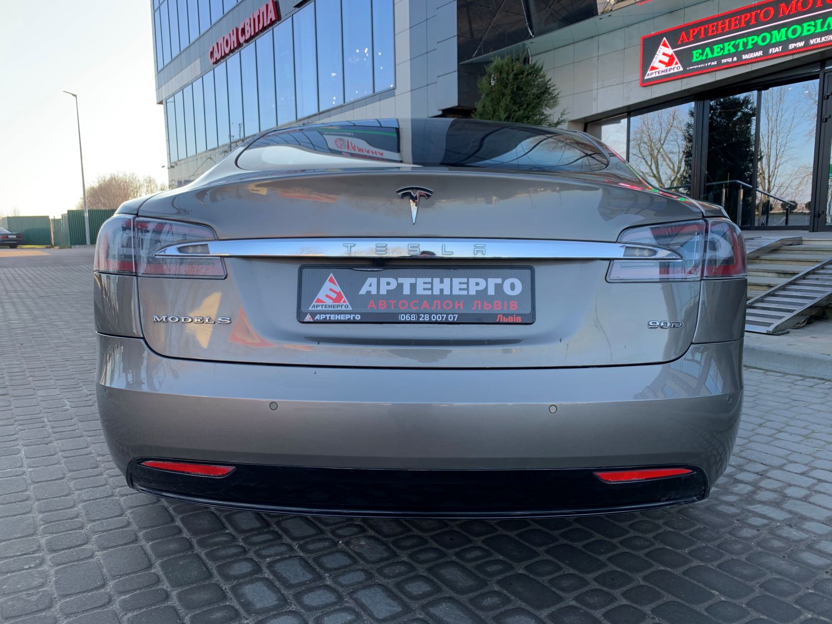 tesla-model-s-90d-artenergomotor-2