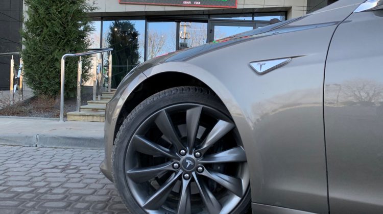 tesla-model-s-90d-artenergomotor-11