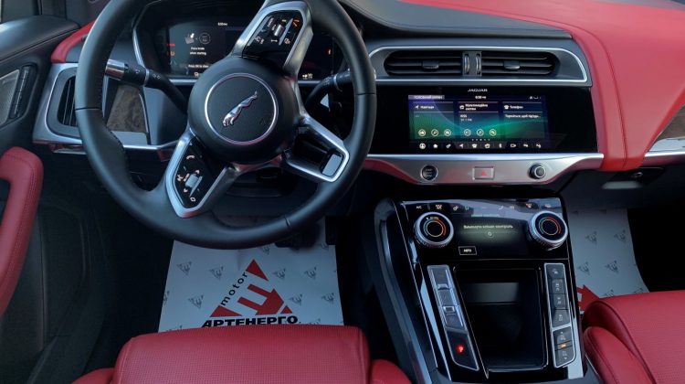 jaguar-i-pace-se-black-artenergomotor-11