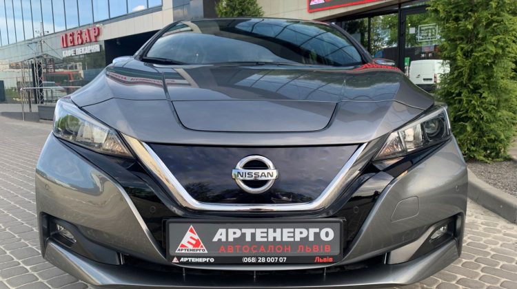 Nissan-Leaf-EUROPE-ACENTA-2