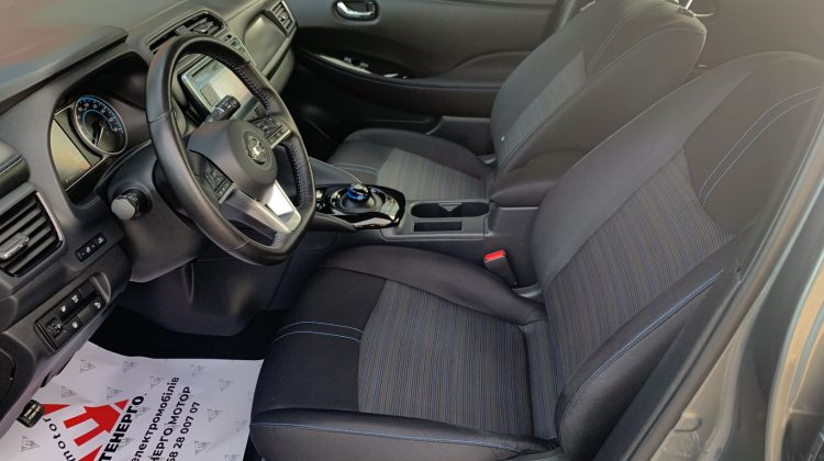 Nissan-Leaf-EUROPE-ACENTA-13