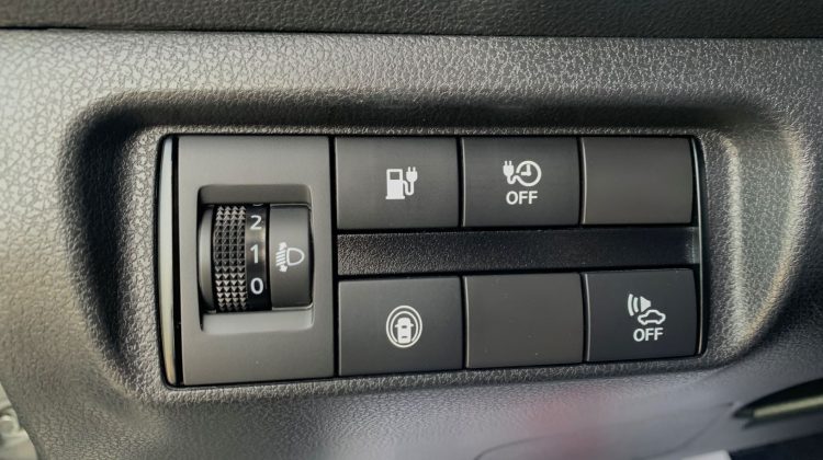 Nissan-Leaf-EUROPE-ACENTA-14