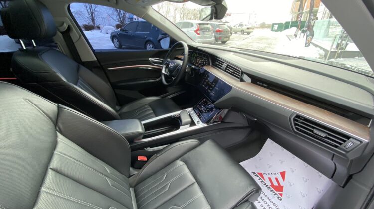 electrocar-Audi-E-tron-artenergomotor-18