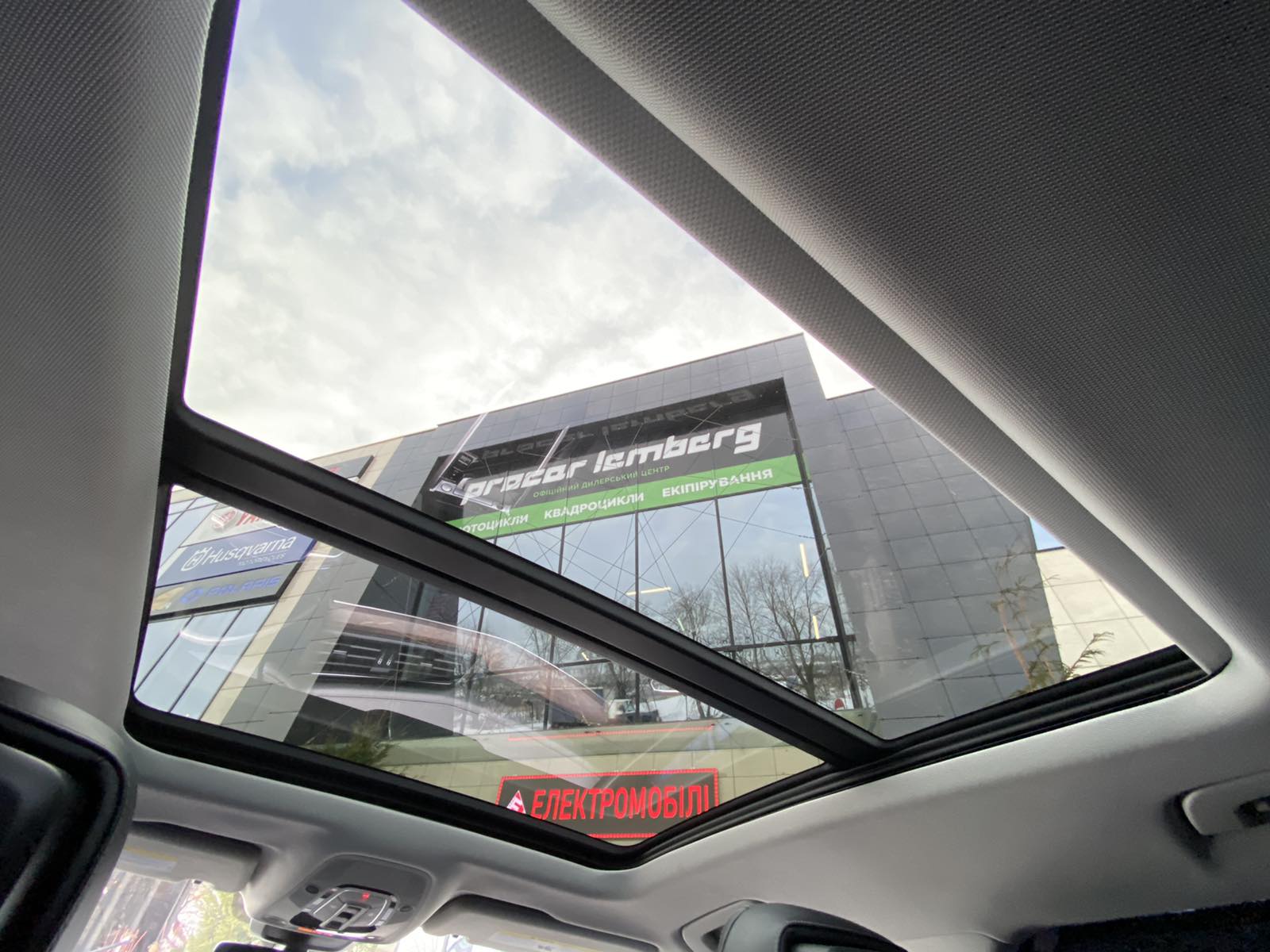 electrocar-Audi-E-tron-artenergomotor-23