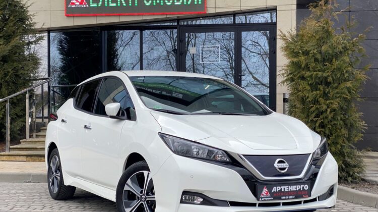 Nissan-Leaf-62-artenergomotor