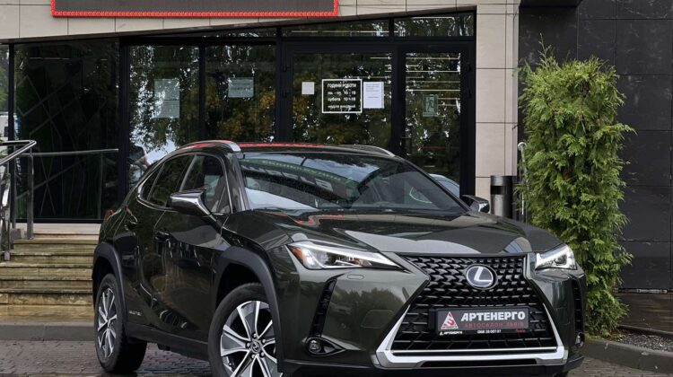 LEXUS-UX-300-artenergomotor