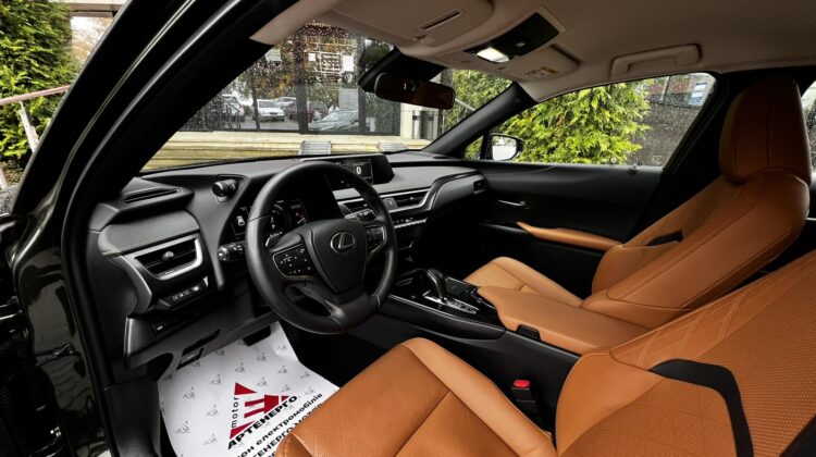 lexus-ux-300-artenergomotor-15