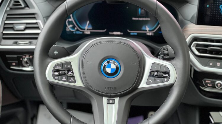 elektromobil-bmw-ix3-artenergomotor-15