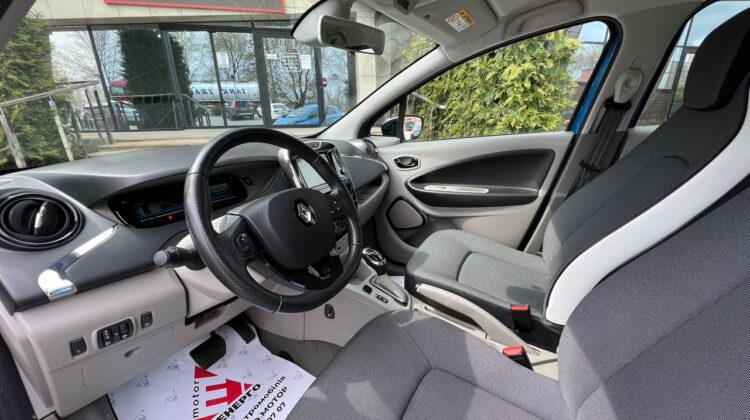 renault-zoe-2016-artenergo-8