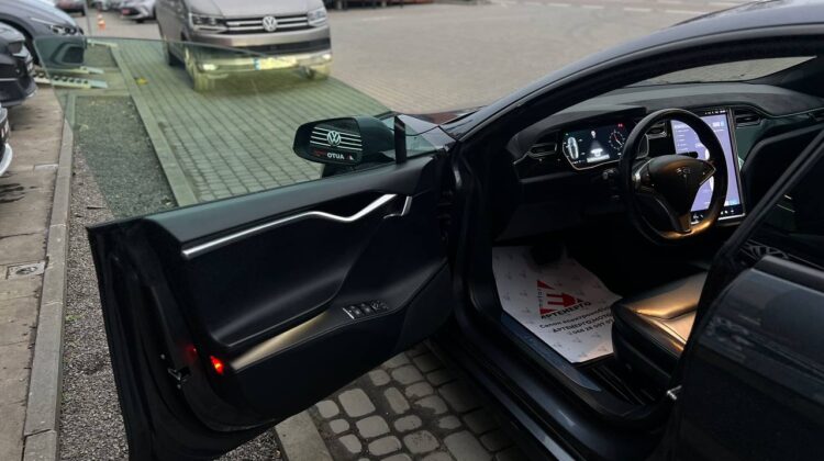 tesla-model-s-artenergomotor-9